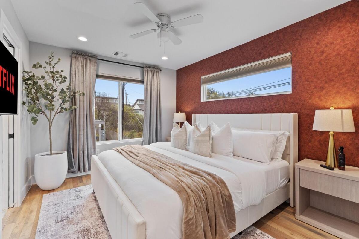 Stunning Area - 3Br Escape - 5 Mins To Dt - Sleeps 10 Villa Austin Luaran gambar